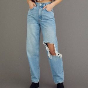 Urban Outfitter Ripped mom jeans